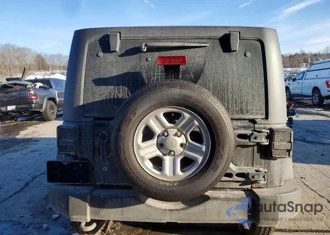 2013 Jeep Wrangler Unlimited Sport z USA, uszkodzony, nr VIN 1C4BJWDG3DL506197